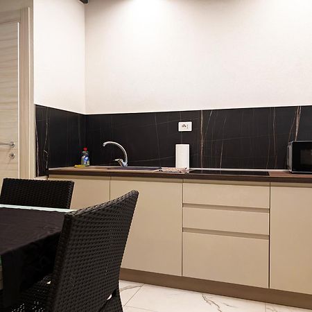 Le Torri Loft Apartment Фоссано Экстерьер фото