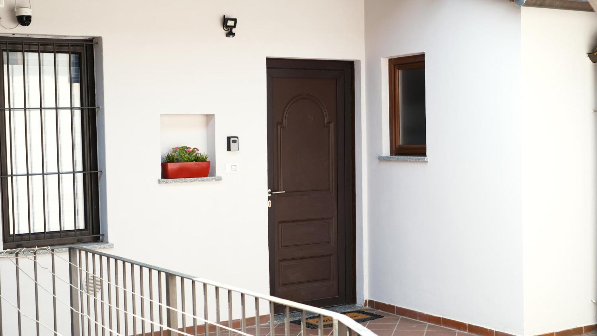 Le Torri Loft Apartment Фоссано Экстерьер фото