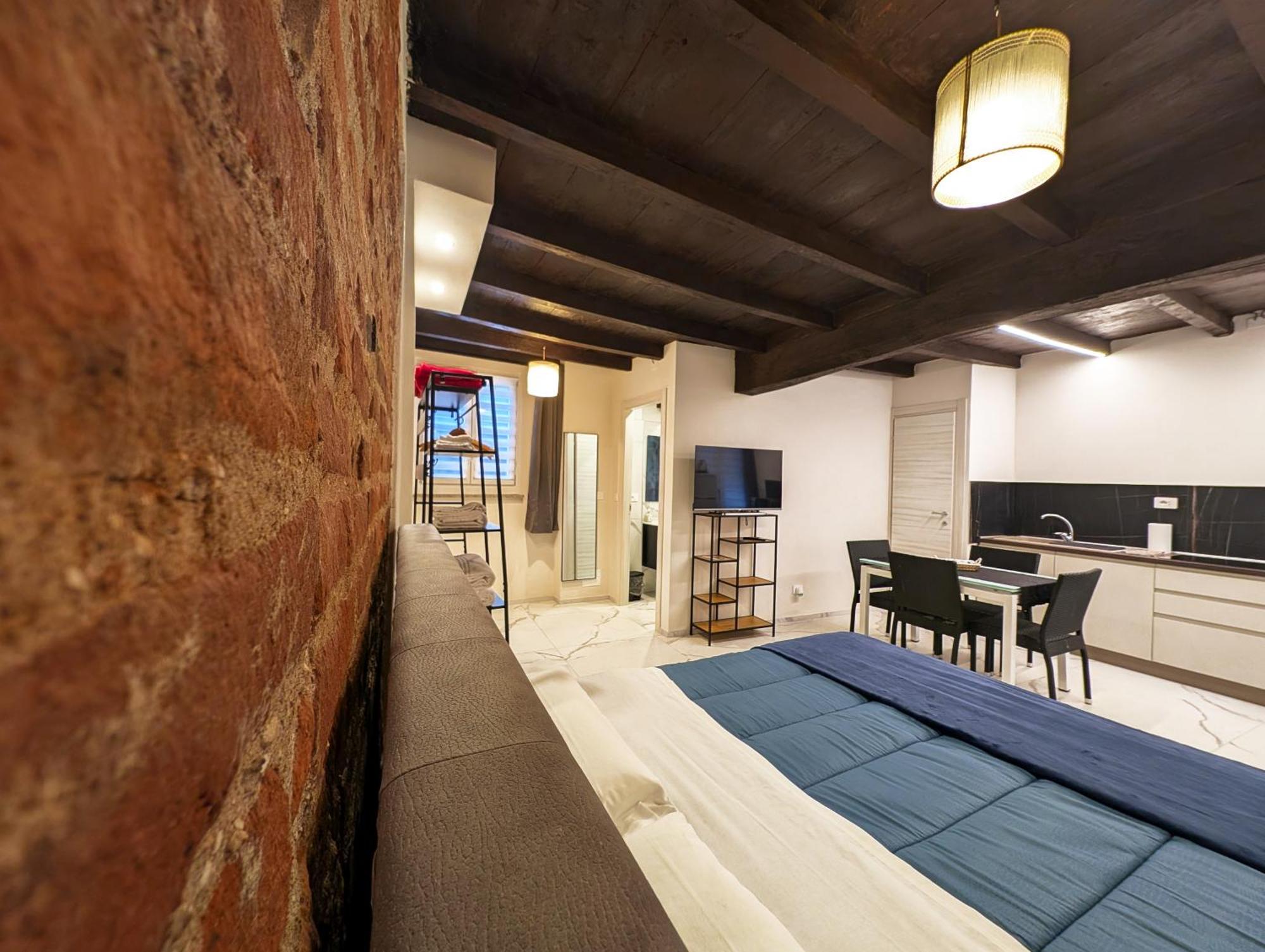 Le Torri Loft Apartment Фоссано Экстерьер фото